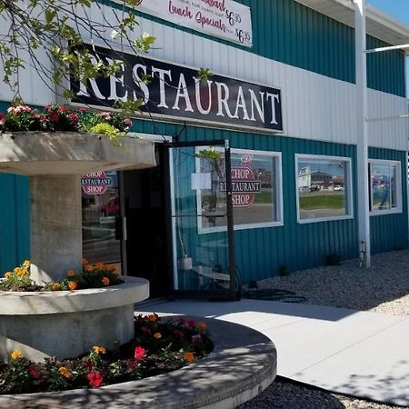Wild Rose Country Inn Grande Prairie Eksteriør bilde