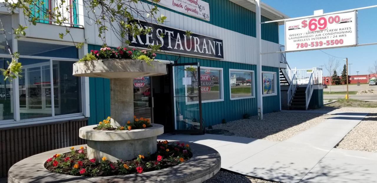 Wild Rose Country Inn Grande Prairie Eksteriør bilde